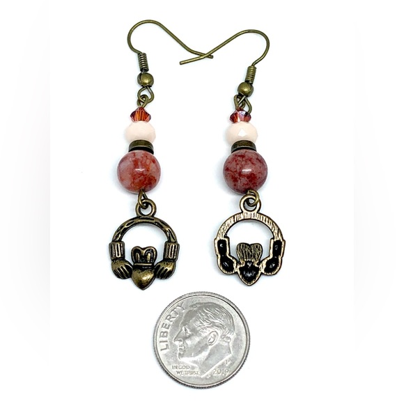 Irish Cork Red Marble Glass Crystal Bronze Claddagh Earrings St. Patrick’s Day - Picture 4 of 4